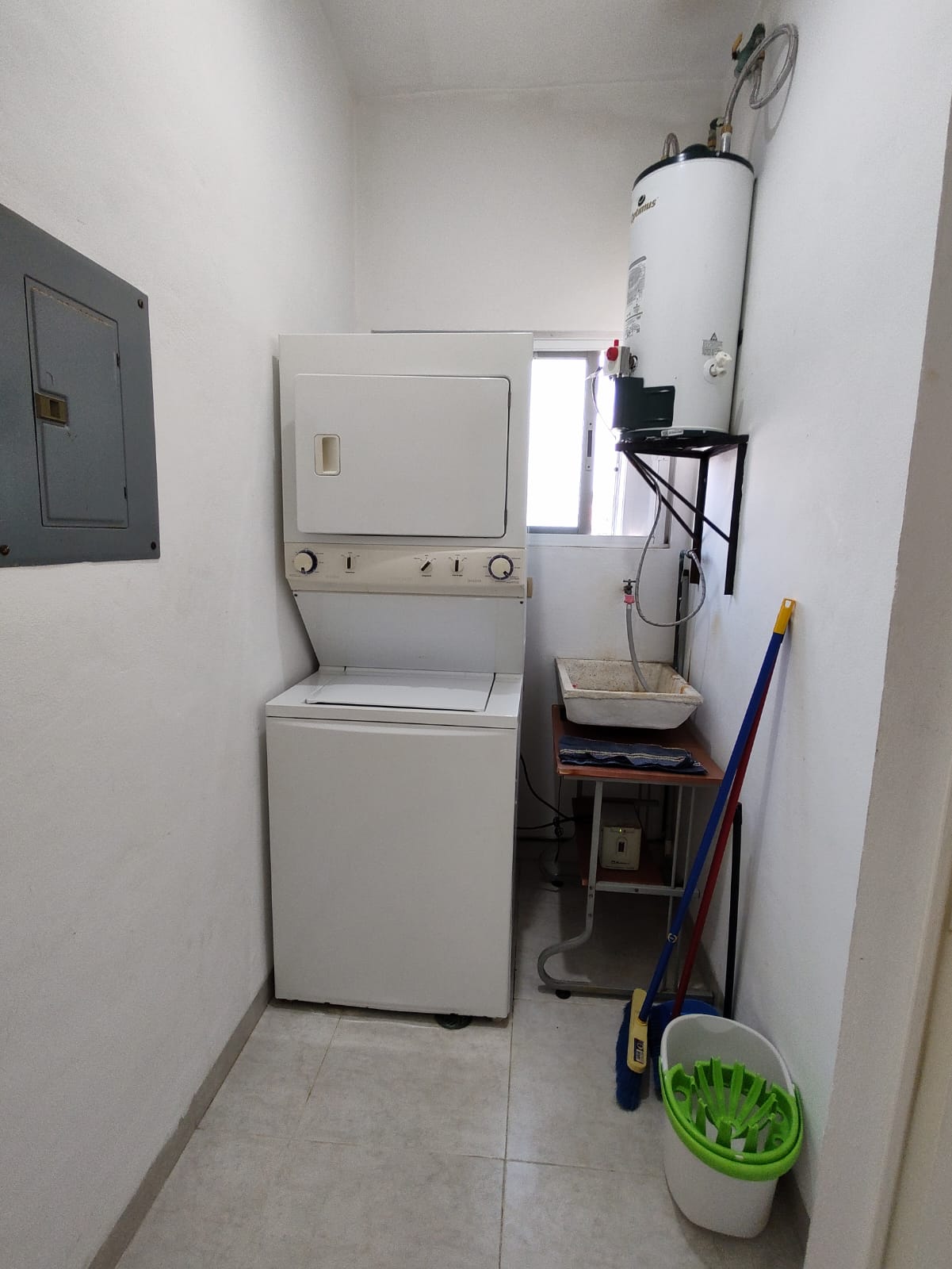 Departamento 2 Recamaras en Renta – Condominio Bugambilias Playacar