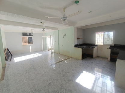 Bodega en Renta en Esquina de 395 m² Sobre Av Juarez – Playa del Carmen