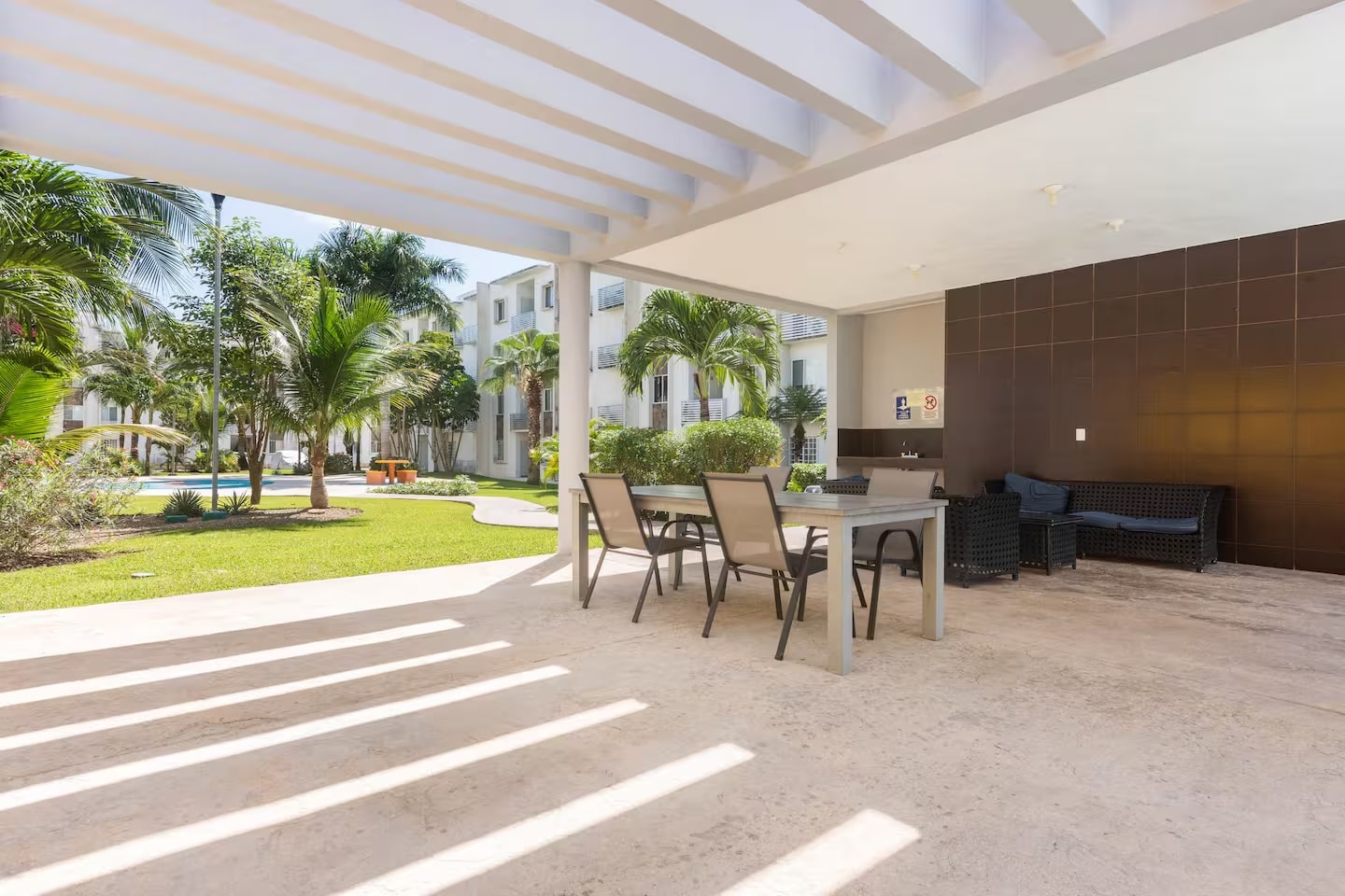 Departamento Semiamueblado 3 Recamaras en Renta Paseo Los Olivos Playa del Carmen