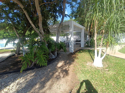 un area verde en residencial lunamar playa del carmen