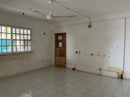 Bodega en Renta en Esquina de 395 m² Sobre Av Juarez – Playa del Carmen