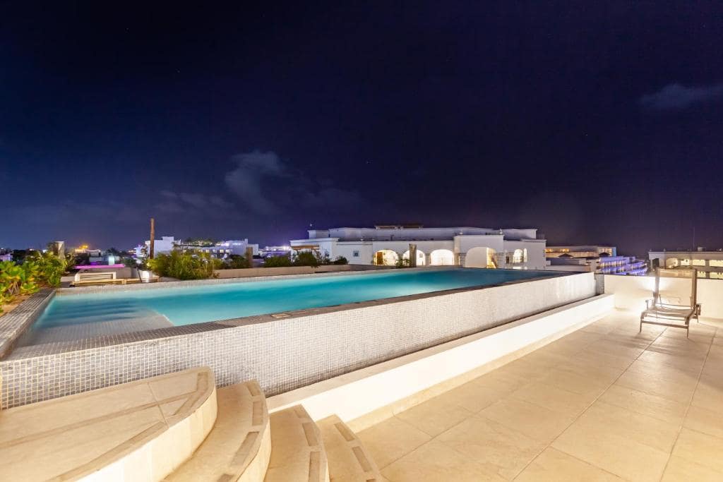 Departamento de 2 Recamaras en Renta – Condominio Infinito Playa del Carmen