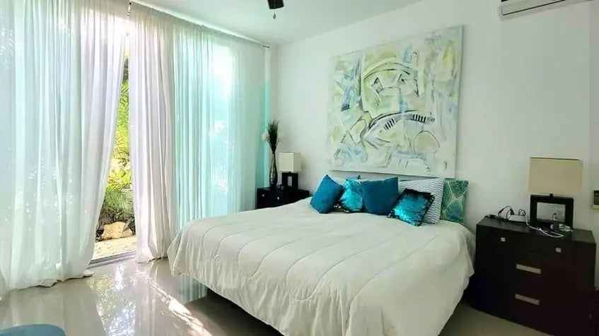 una recamara master en residencial selvamar playa del carmen