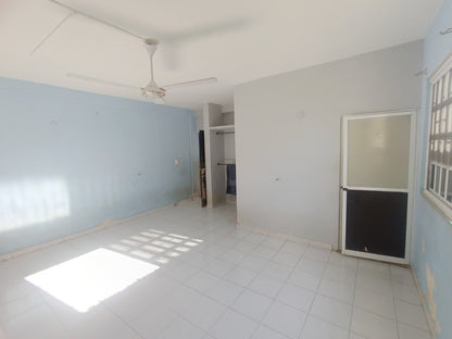 Bodega en Renta en Esquina de 395 m² Sobre Av Juarez – Playa del Carmen