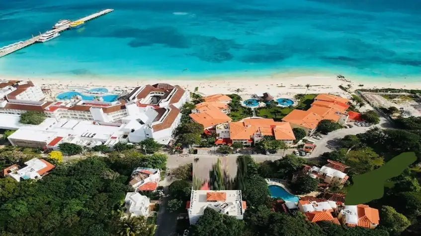 vista aerea de la playa en condominio castillo de arena playacar