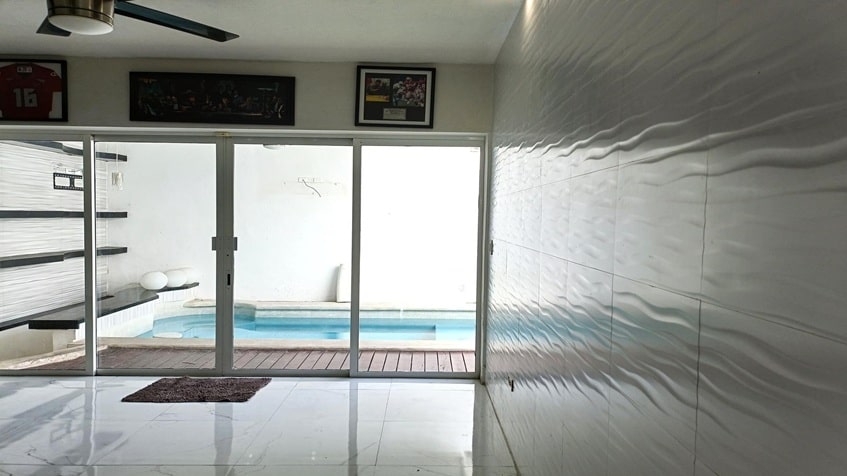 una casa con alberca propia en santa fe del carmen