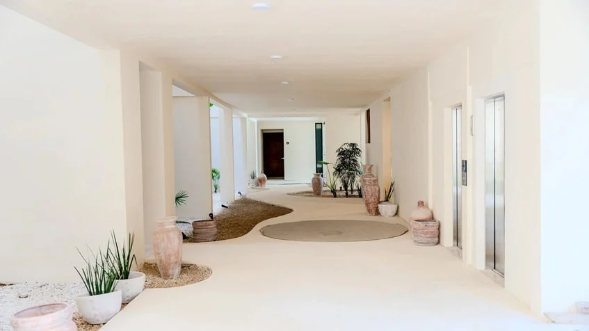 un area de elevadores en samsara tulum