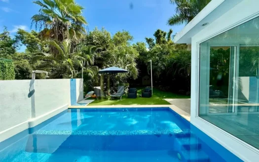 Casa 4 Recámaras Amueblada en Renta | Club Real Playacar