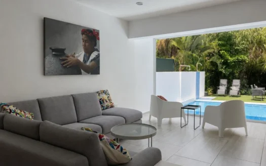 Casa 4 Recámaras Amueblada en Renta | Club Real Playacar