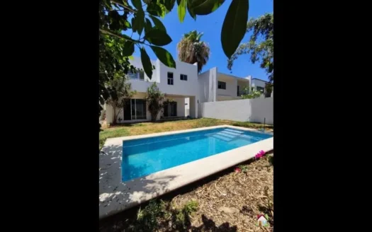 Casa de 3 Recámaras en Renta sin amueblar | Playa Magna Playa del Carmen