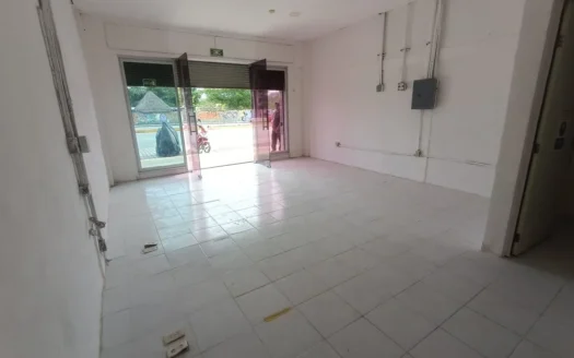 Local Comercial en Renta | Plaza Steren Playa del Carmen