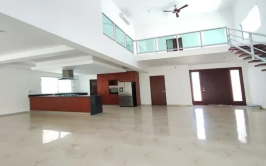 Casa de 3 Recámaras en Renta sin amueblar | Playa Magna Playa del Carmen