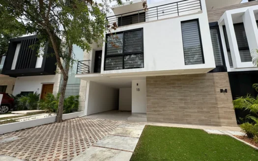 Casa de 3 Recamaras en Renta amueblada | Senderos de Mayakoba Playa del Carmen