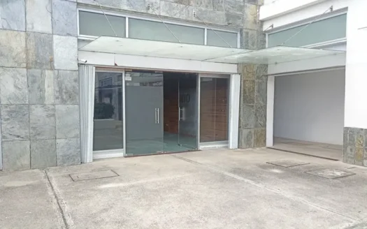 Local en Renta en Planta Baja | Plaza Steren Playa del Carmen