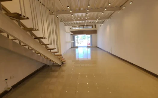 Local Comercial en Renta | Plaza Steren Playa del Carmen