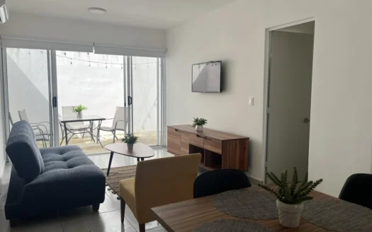 Casa Amueblada de 2 Recámaras en Renta | Portoalto Playa del Carmen