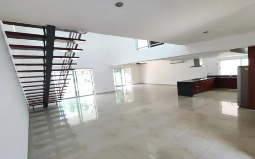Casa de 3 Recámaras en Renta sin amueblar | Playa Magna Playa del Carmen