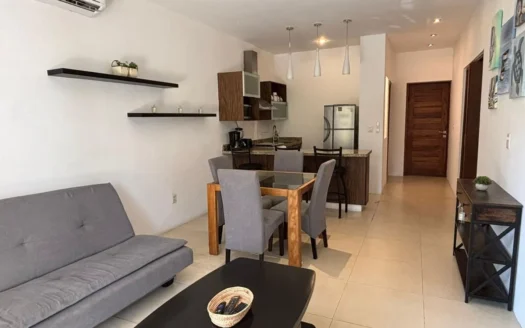 Departamento de 2 Recámaras en Renta Amueblado | Golf Drive Playacar